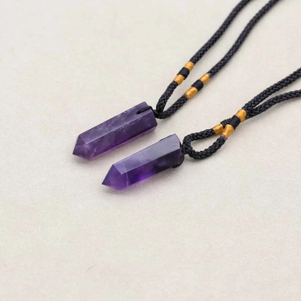 Natürlicher Fluorit-Anhänger | Handgeschliffenes Quarzkristall-Pendant in Tropfenform – Bild 5