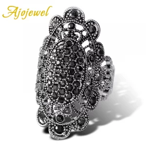 Vintage Big Black Rhinestone Ring