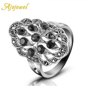 Vintage Ring mit Schwarzen Kristallen