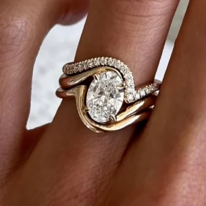 Golden Oval Ring