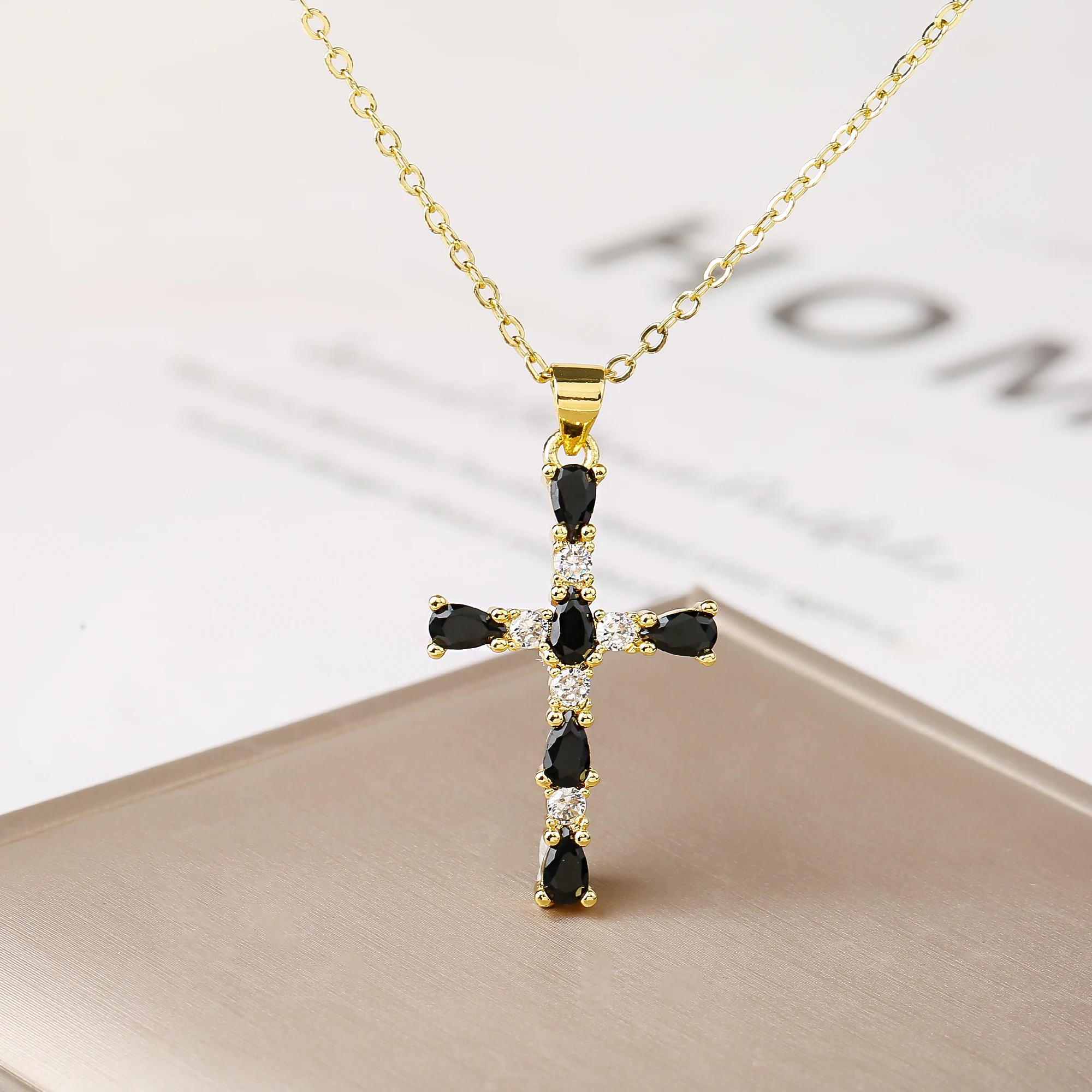 Rainbow Cross Kette – Bild 10