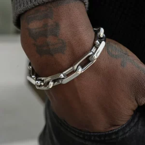 Cross Chain Armband